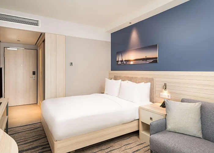Hotel Hampton By Hilton Kilonia